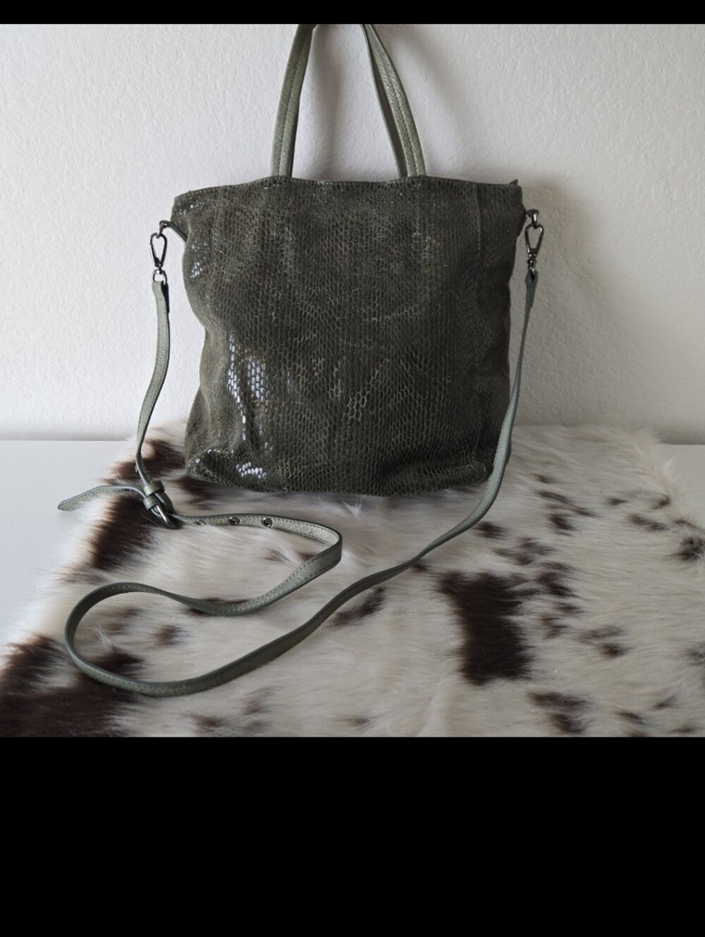 Sorial Snakeskin Embossed Bag